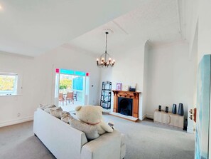 upstair living room
