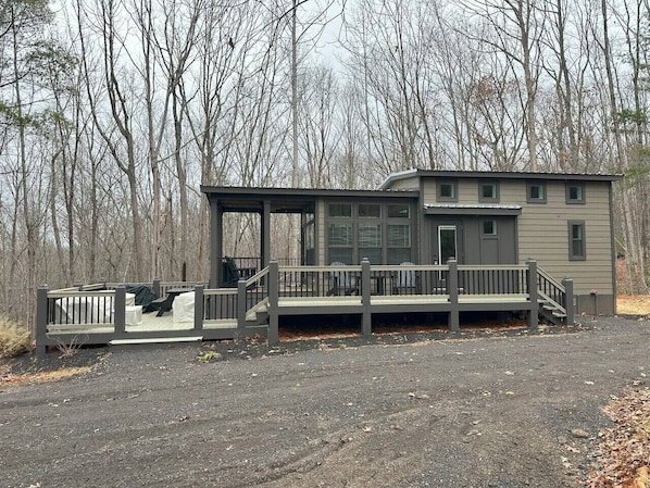 New Tiny House! Luxury Living in a Small Space!