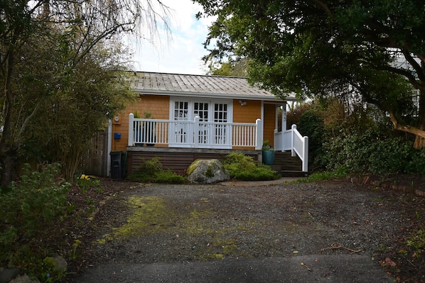 Driveway with two off street parking spots