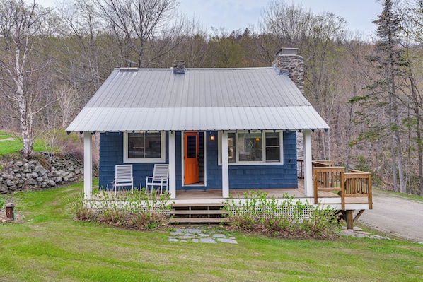 Wardsboro Vacation Rental | 3BR | 1.5BA | Stairs Required | 1,375 Sq Ft