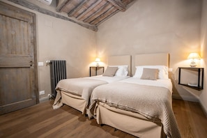 Lit, Chambre, Meubles, Drap De Lit, Design Intérieur, Literie, Linge, Sol, Textile, Pièce
