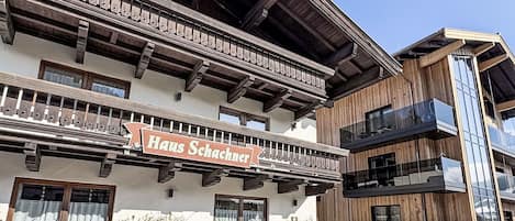 Balkon, Holz