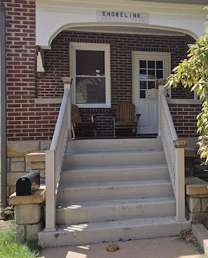 Bungalow Entrance