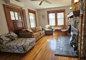 Bungalow Living Area