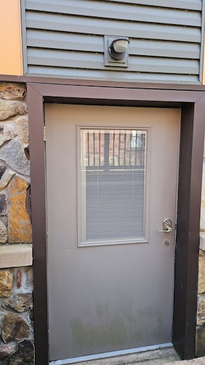 Handicap accessible room entry door