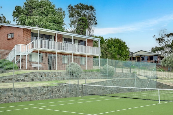 Tennis court