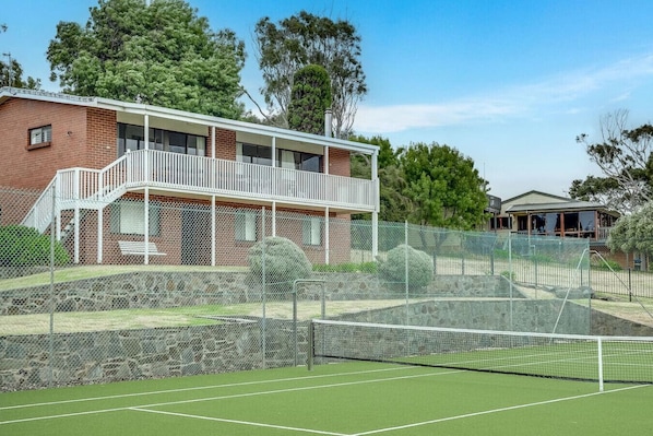 Sport court
