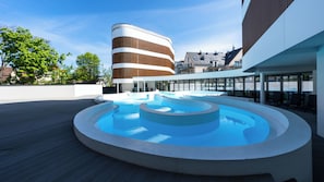 Utomhuspool
