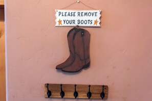 Please remove your shoes