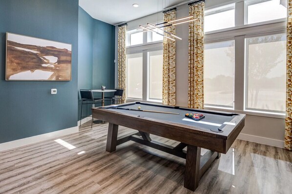 Spielezimmer
