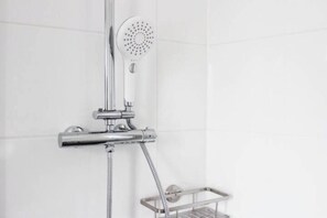 Hand-held showerhead