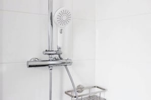 Hand-held showerhead
