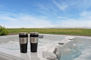 Shared Area | Infinity Pool, Hot Tub, and Outdoor Table