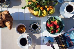Breakfast meal