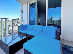 Palms Resort 2406 balcony