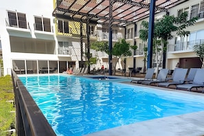 Area and facilities,Hot Tub,Swimming pool,Street view,Landmark view
