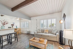 Indoors, Home Decor, Furniture, Living Room, Table