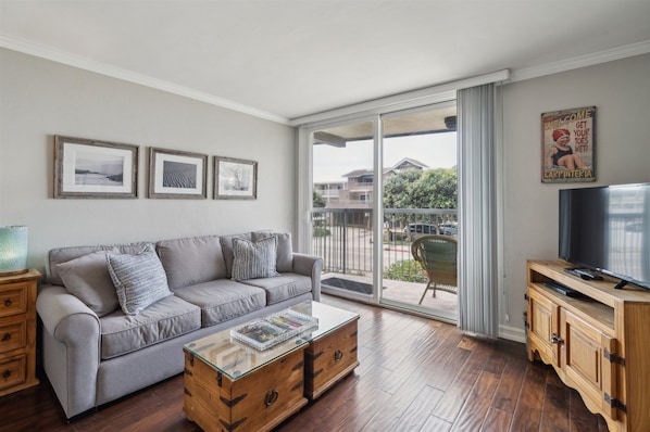 Furniture, Indoors, Living Room, Couch, Chair
