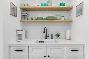Shelf, Indoors, Cabinet, Furniture, Sink