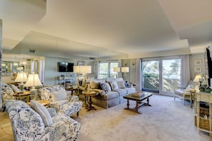 938 Cutter Ct_LuxImg_0016