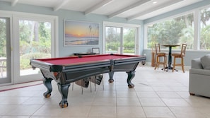 Spielezimmer