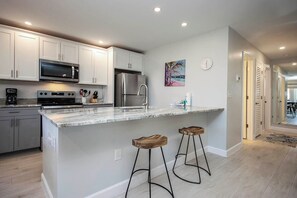 Breakfast Bar