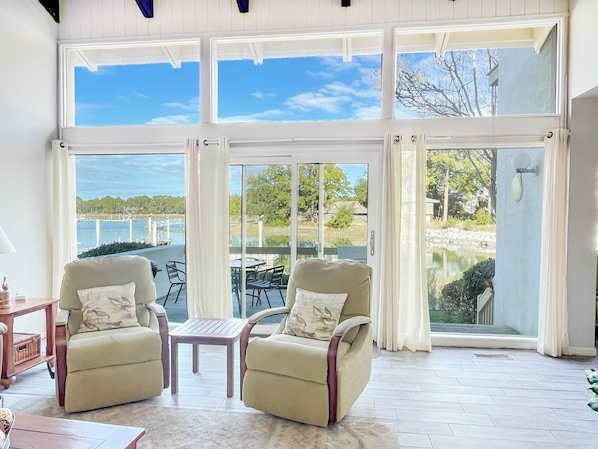 1600-port-villa-dr-IMG-0586
