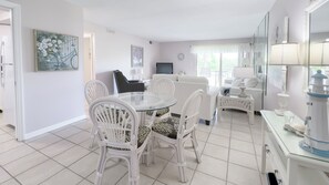 1805-bluff-villas-IMG_1412