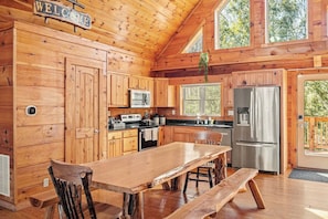 Fully Stocked Kitchen