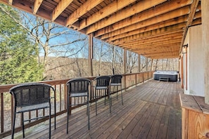 Lower level deck with hot tub