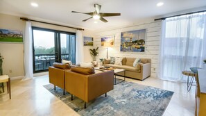 1045-caravel-ct-IMG_1576