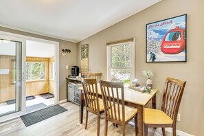 Dining Area | Dishware/Flatware | Coffee Bar w/ Pod Coffee Maker