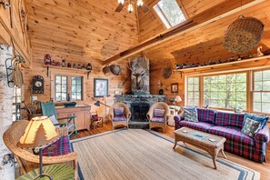 Living Room | 2-Story Home | Central Heating | Fireplace | Smart TV