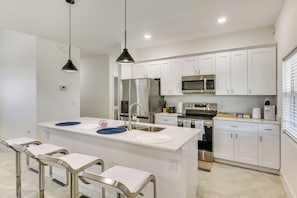 Kitchen | Dishwasher | Keurig | Toaster