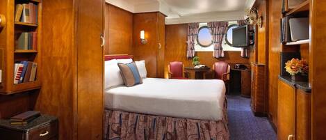 Unit with Queen bed