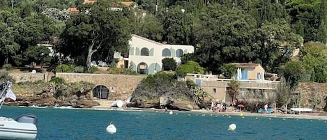 Maison depuis la mer