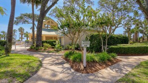 Palmetto Dunes Perfection – Pool, Hot Tub & Private Beach Access