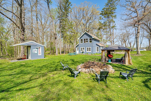 Lake Geneva Vacation Rental | 3BR | 1BA | 1,500 Sq Ft | Step-Free Entry