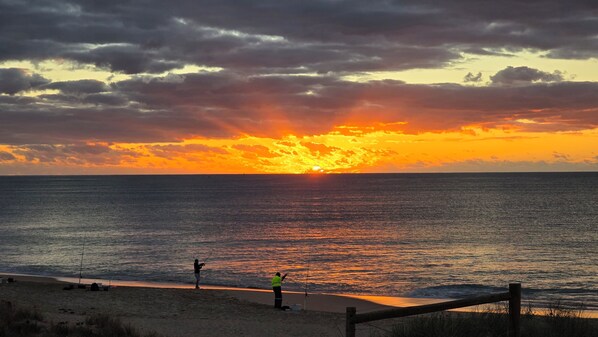 Sunset beach fishing at Silver Sands beach, Mandurah, across the road.