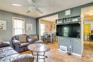 Living Area | Flat-Screen TV