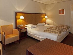 Comfortable Unit with Two Twin size beds