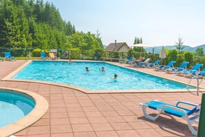 Holiday Home Swimming Pool