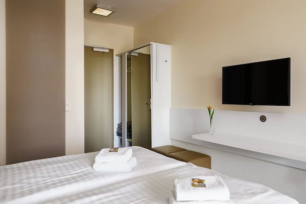 DOPPELZIMMER MIT BALKON