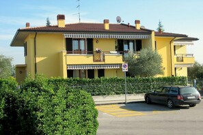 Extérieur maison de vacances [été]