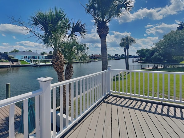 Welcome to Dolphin View Oasis!