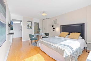Queen Bed