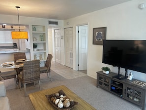 Runaway Bay Unit 256- Anna Maria Vacations