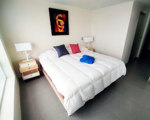 Bed,Bedroom
