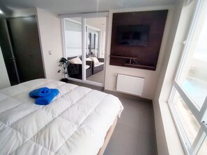 Bed,Bedroom