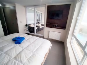 Bed,Bedroom